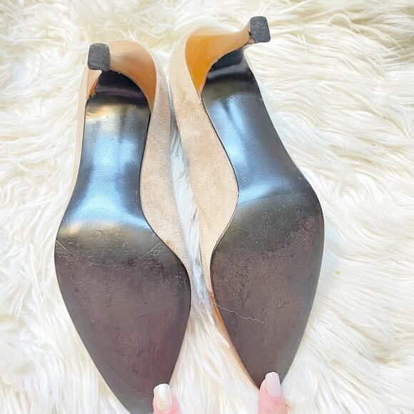 Stuart Weitzman Vintage Tan Suede Cap Toe Heels Pumps Women's Size 6 Wide - Picture 9 of 10